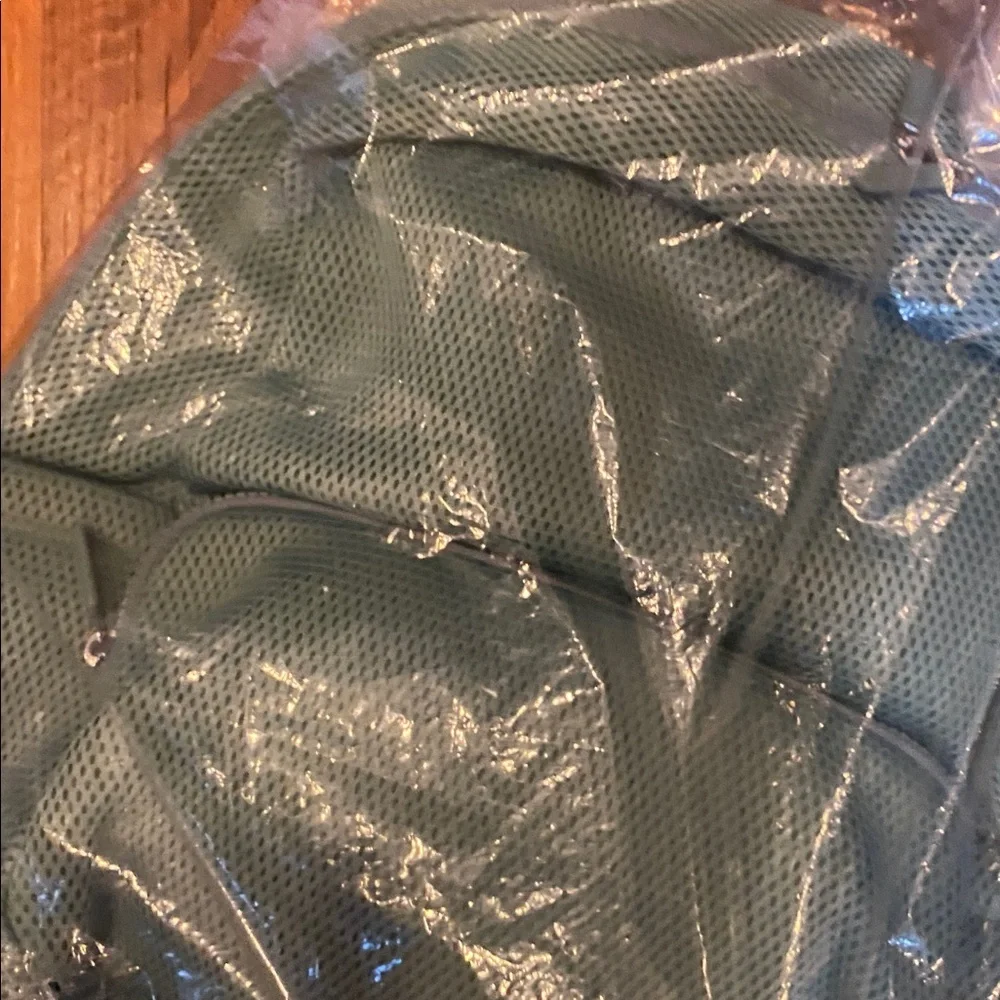 NWT Lululemon back pack *mesh CRATER BLUE